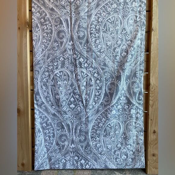 Tahari Home Curtain Set - Picture 1 of 7